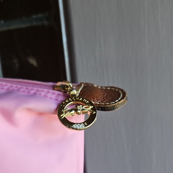 Longchamp Pink Tote with Brown Trim - Picture 6 of 11